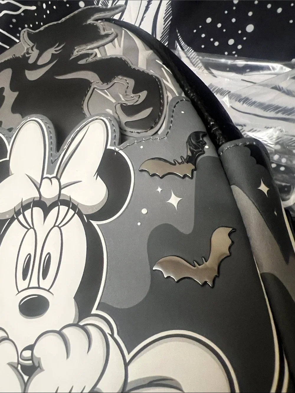 NWT! 2026 Disney Loungefly Mickey & Minnie Ghost Light-Up Glow Mini Backpack